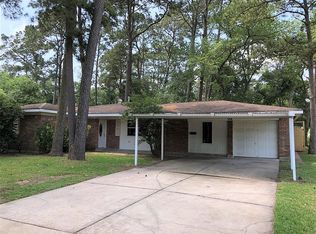 3702 Bayou Cir, Dickinson, TX 77539