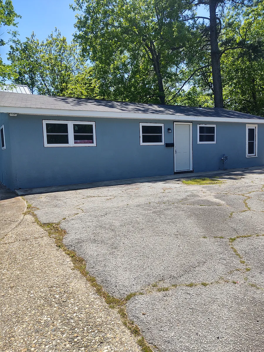 Building Photo - 633 4th St #102