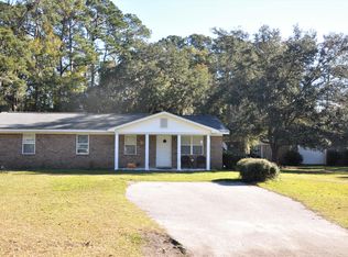 5579 Hammerhead Ave, Wadmalaw Island, SC 29487