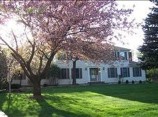 3 Lare Cir, Whitehouse Station, NJ 08889