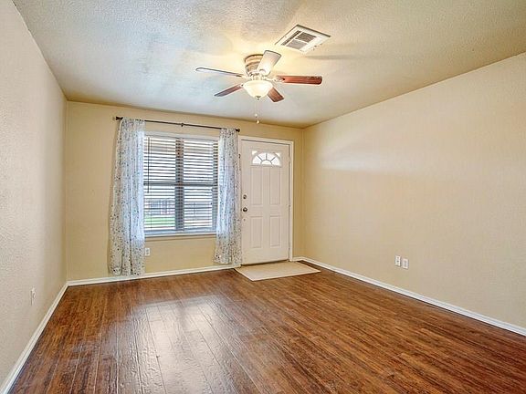 5th image of 3524 Hartsdel Dr