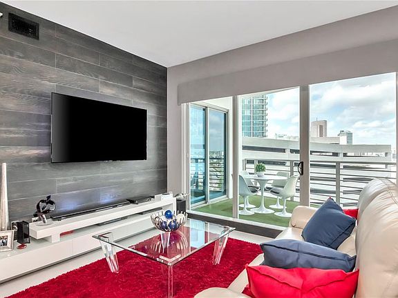 5th image of 449 S 12TH STREET #1006