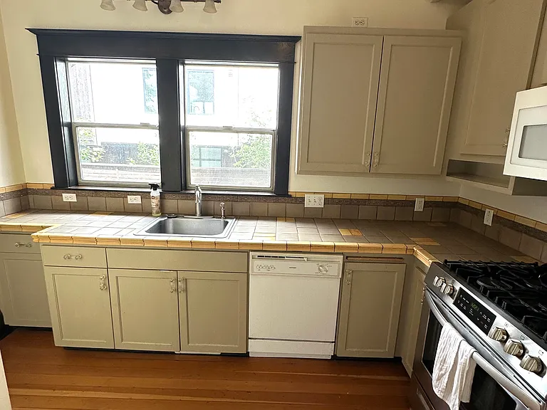 2515 SE 23rd Ave #1 — Photo 18