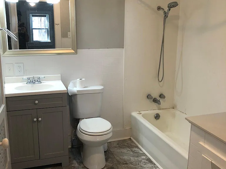 411 W Taft St #C — Photo 6