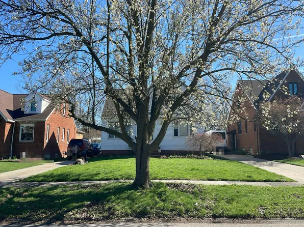 3813 Forestwood Dr, Parma, OH 44134