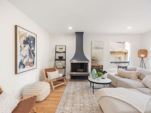 4th image of 22 Rydal Ct