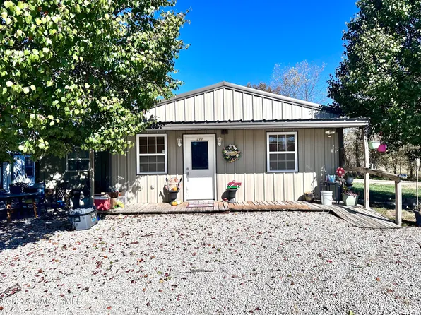 311 E State St, Clarksburg, MO 65025