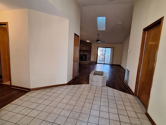 3rd image of 1629 Blue Heron Ln