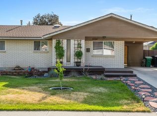 8060 S 830 E, Sandy, UT 84094
