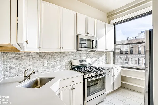 Rented by Brown Harris Stevens | media 16