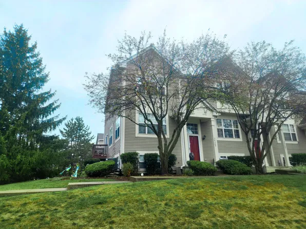 34389 N Aster Ct, Round Lake, IL 60073