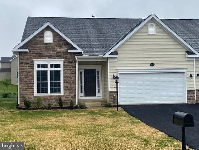13885 Patriot Way photo 1