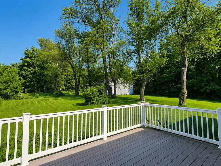1425 N Sutton Rd — Photo 22