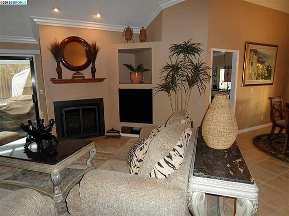 5th image of 5401 Emerald Ct