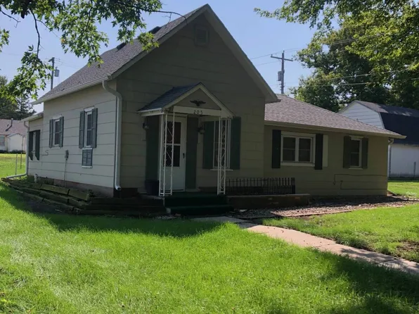 205 Michener St, Wakefield, NE 68784