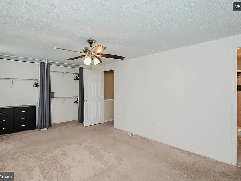 1829 Queen Anne Sq #BEL — Photo 24