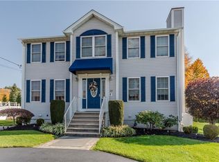 31 Hoover St, West Warwick, RI 02893