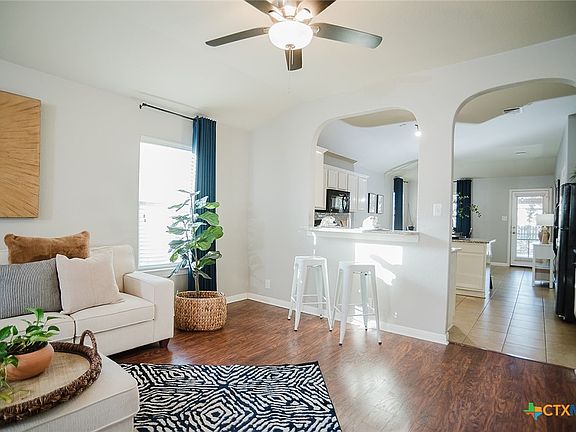 3rd image of 2432 Kolton St