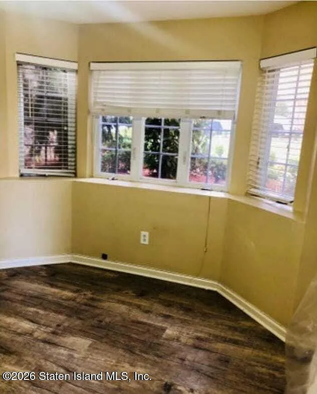 1 bed, 1.0 bath, 4403 sqft, $1,575 — Photo 3