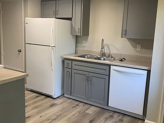 2nd image of 1227 Corral Creek Ave #8-4