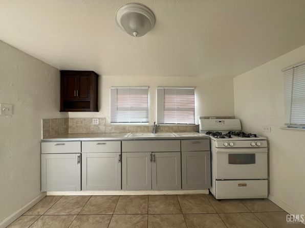 bakersfield-california-18890034 picture