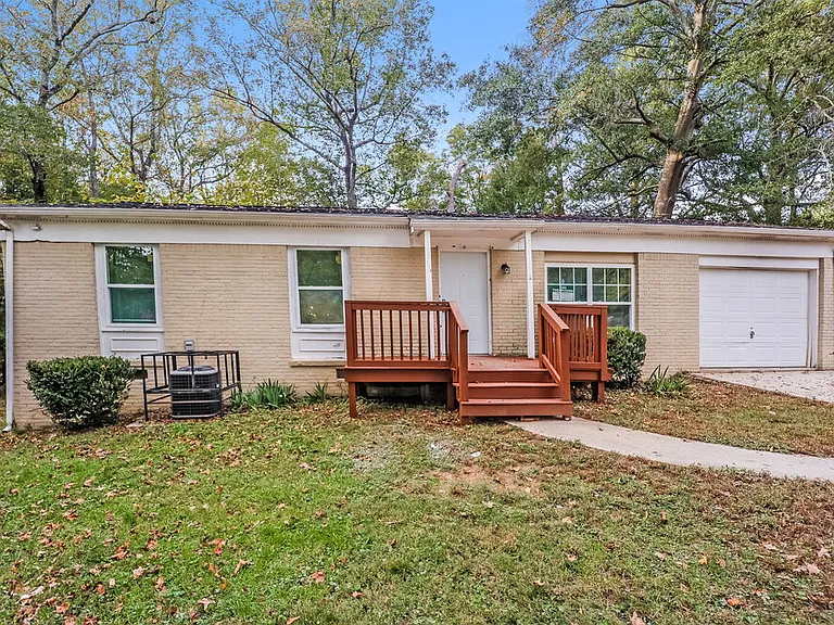 6608 Dorian Dr — Photo 1