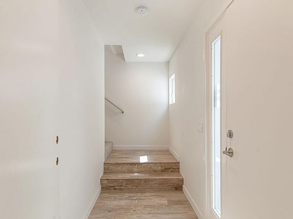4th image of 4068 Utah St