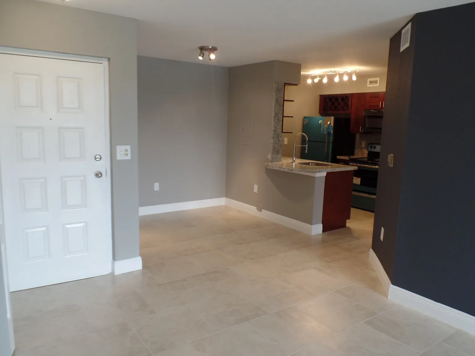 Lakeview Club - 2820 #104 - 1 — Photo 4