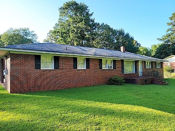 2nd image of 400 Beechwood Cir