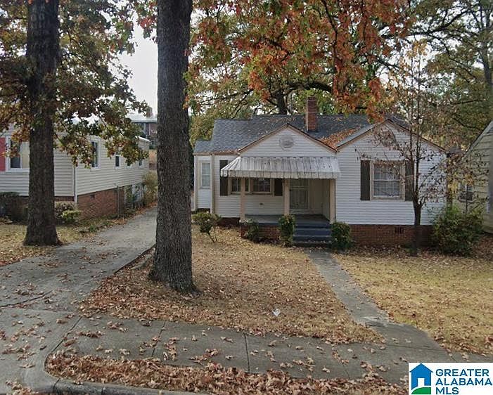 1st image of 941 47th St W
