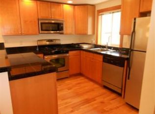 9247 Ashworth Ave N #B, Seattle, WA 98103