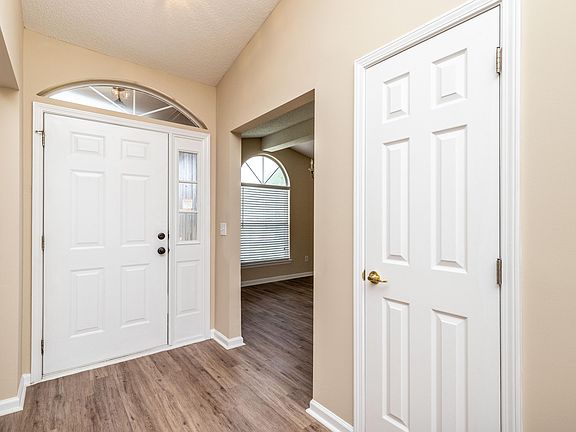 5th image of 2904 Tuscarora Trl