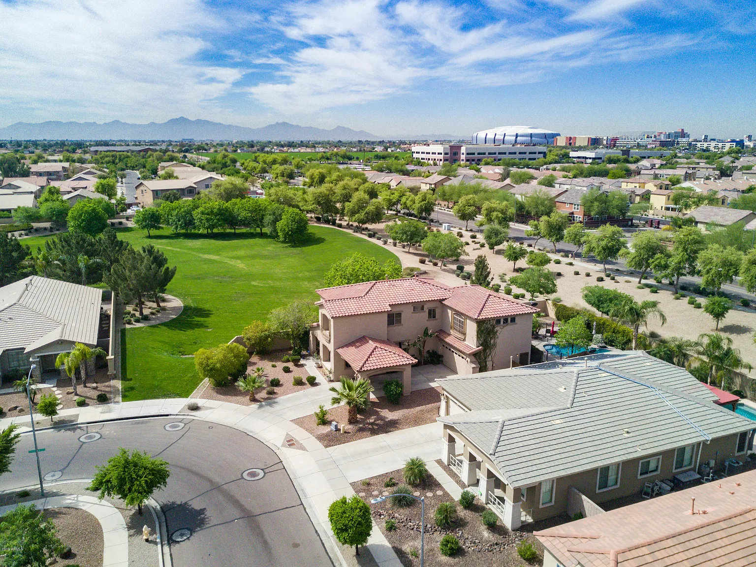 4 bed, 2.0 bath, 1913 sqft, $3,500 — Photo 4