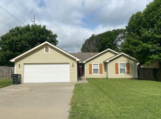 1821 Myers Ct, Lawrence, KS 66044
