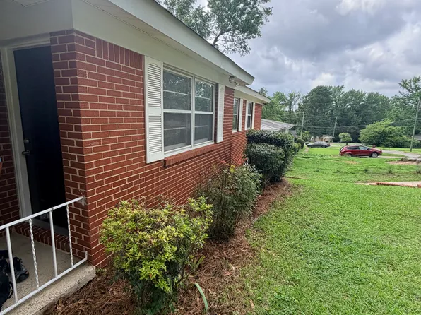1313 Hartford Dr, Birmingham, AL 35215
