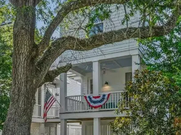 215 E 2nd St Unit 4-C, Pass Christian, MS 39571
