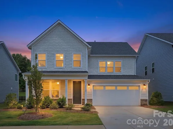 5132 Glenwalk Dr, Charlotte, NC 28269