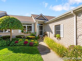 2758 Cedar Grove Ct, Jenison, MI 49428