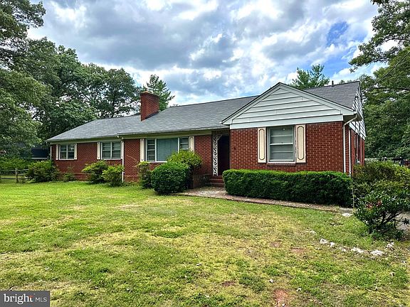 3rd image of 113 Lakeland Dr