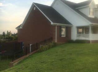 4950 Barnhill Rd, Philpot, KY 42366