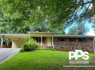6999 Knollwood Dr, Morrow, GA 30260