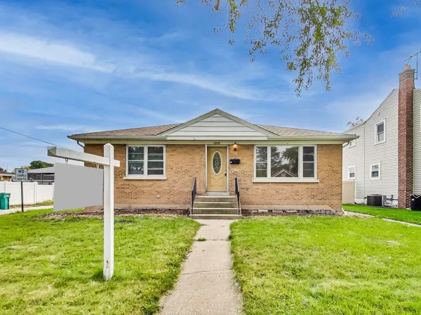 1215 Mandel Ave, Westchester, IL 60154