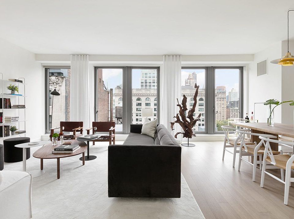 1st image of 7 W 21st St APT 18D