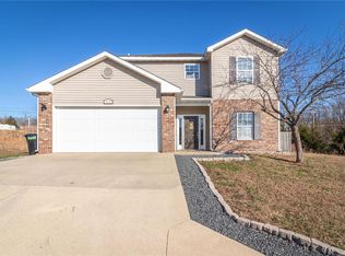 24135 Tupelo Ln, Saint Robert, MO 65584