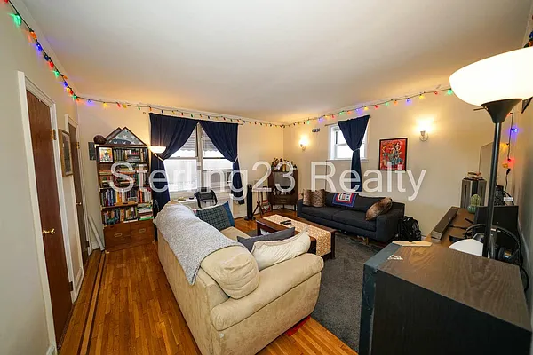 Rented by Sterling Realty Solution Inc | media 2