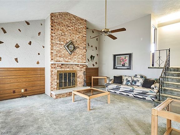 3rd image of 7322 Markal Dr