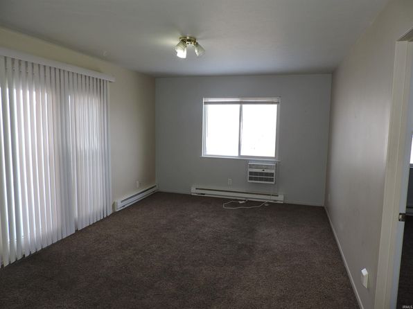 502 E Plymouth St APT 4