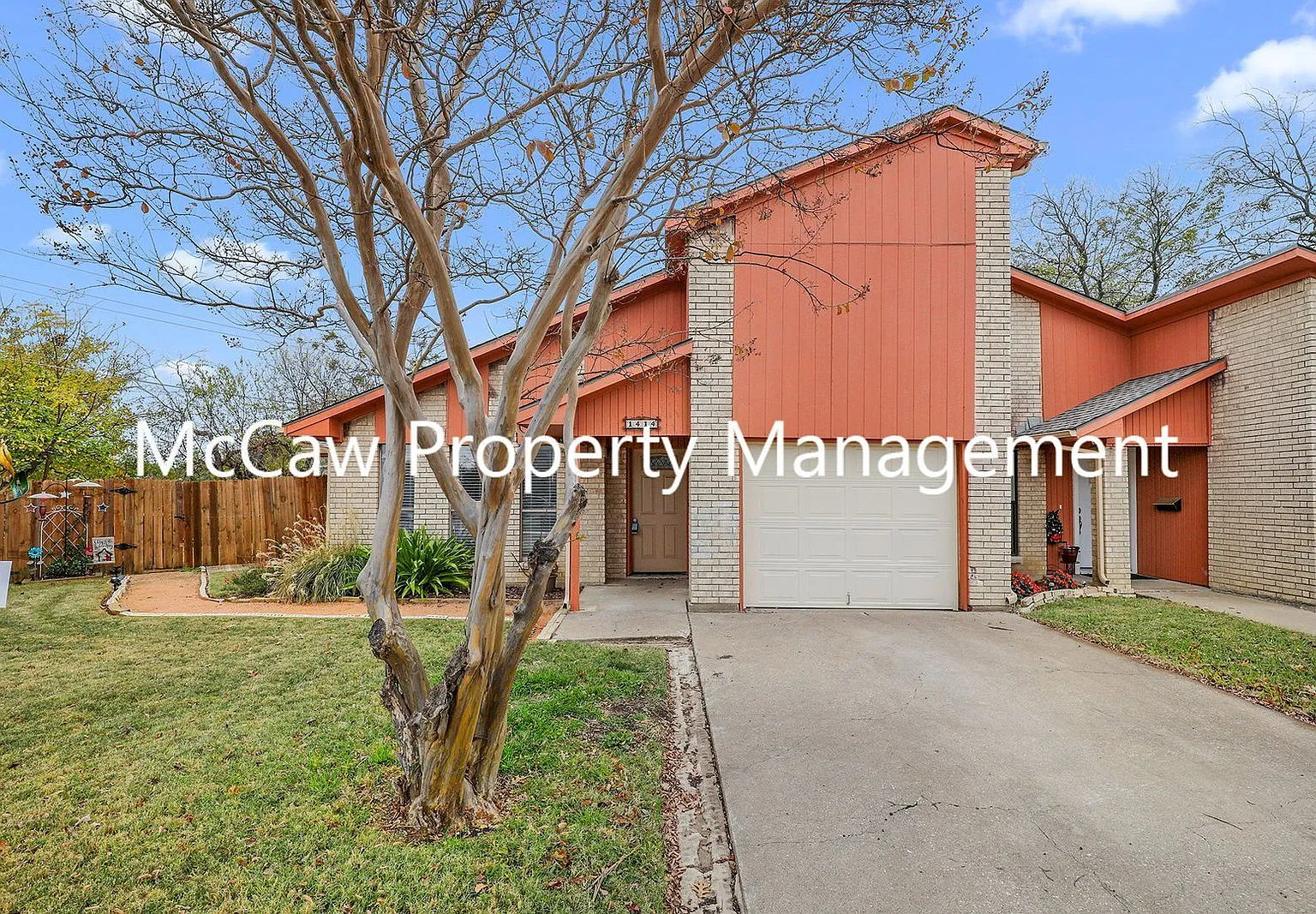 2 bed, 2.0 bath, 1196 sqft, $2,200 — Photo 1