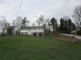 3 Grant Ave, Donora, PA