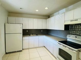 724 NE 4th St APT 5, Hallandale Beach, FL 33009